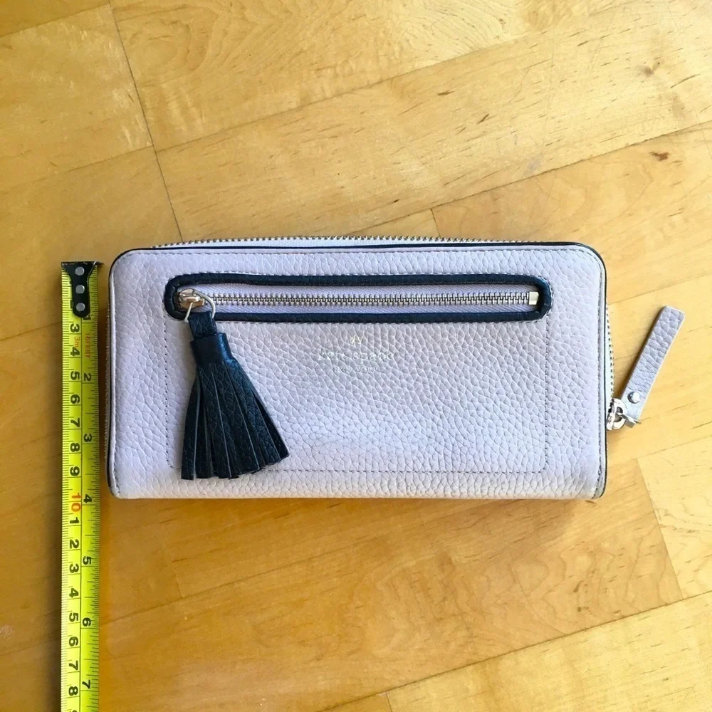 Kate Spade Wallet Zip Around Cream Beige Black